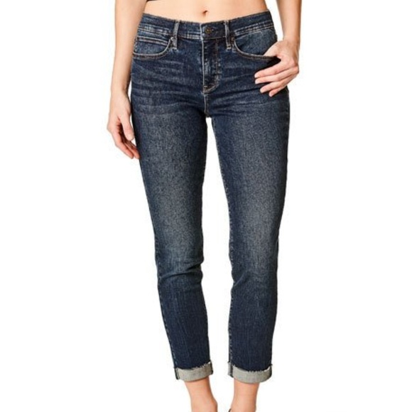 Nicole Miller Women's Soho High Rise Frayed Cuffs Cropped Skinny Jeans